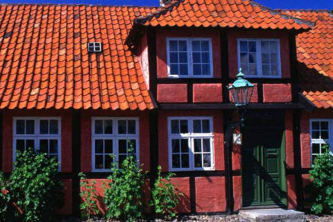 农村门口大门朝向风水,农村房屋大门朝向风水禁忌