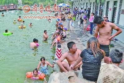 济南泉水浴场，新地标啊！