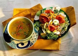 属虎的人：山中之王也会变成病猫