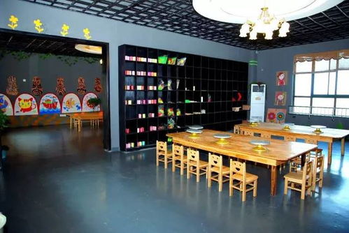 二、特产店的“学生专属”大戏——到底有没有？
