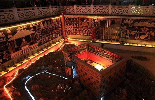 一、  夜深厚人静的奇遇与星象的诡异