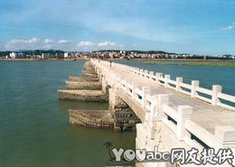 洛阳桥：跨海梁式石桥的新奇之旅