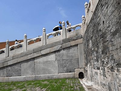 二、 建筑特色：独具匠心，却也很乱啊