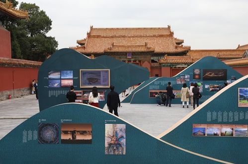 1. 1912街区：复古风情下的文艺角落
