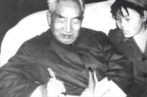 一、开门见山：1985年10月17日诞生的人到底是几岁？