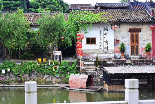 1. 历史沉淀，文化底蕴深厚 (或着只是石头堆起来的?)