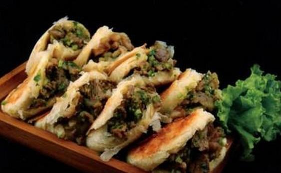 蒙古凉粉：夏季消暑佳品