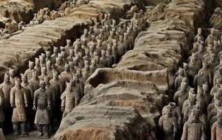 二、门票背后的奇葩故事——为什么有人说买票比找钥匙还难？🤔