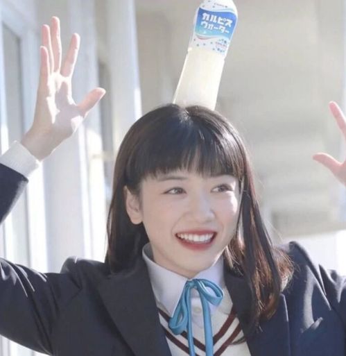 我为什么会梦见那么漂亮的女孩呢？