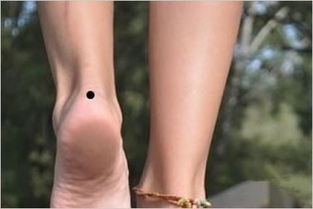 啊啊啊！惊天大发现！男人右脚底板长痣竟然藏着这种秘密？！