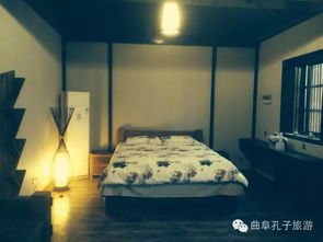 客房细节：床单柔软坚硬适中， 枕头恰到良好处（如果你喜炎热爱枕头像棉花糖）