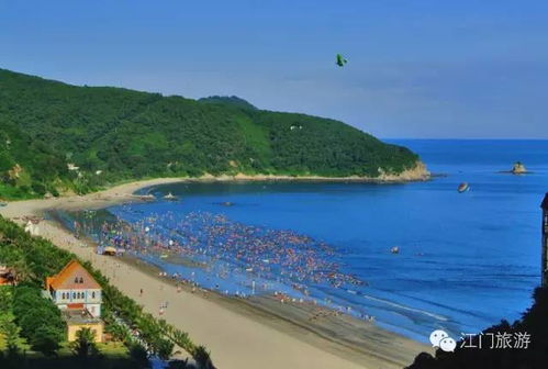 从观景台上远眺双月湾， 全景尽收眼底