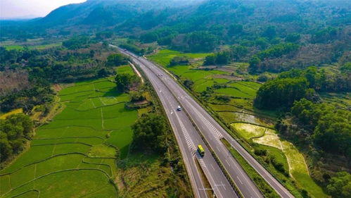 大广高速公路：穿越时空的隧道
