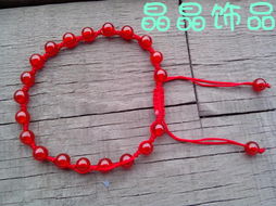 红色腳鏈的故事