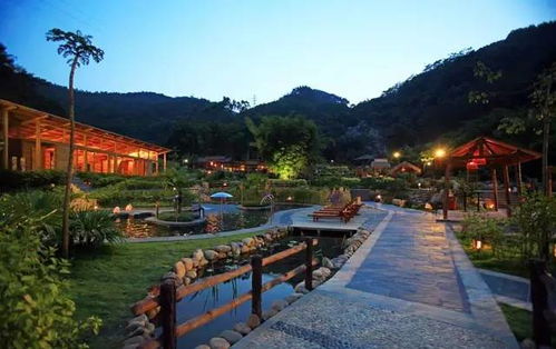 张家界——山影里的温泉梦