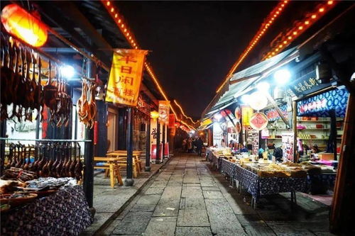 第一站：古城区主街——陈旧时光与崭新潮交错之地