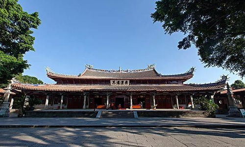 开元寺：古老与现代撞击在一块石墙上