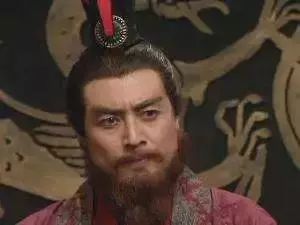 五、星座与生肖：如何解读这些命硬人的宇宙轨迹？