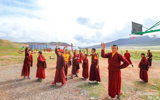 一、 揭开古村的神秘面纱 (哦，这可不是什么简单的揭开!)