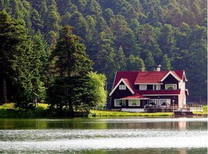 房子背后是湖泊风水,房子后面湖风水