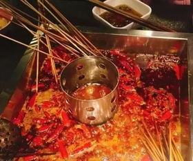 美食体验：排队排到天荒地老