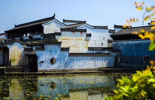 一 、  西递古镇 ： 穿越时空 的 画卷