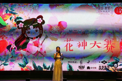 噪音插播：我今天穿的袜子是蓝色的！