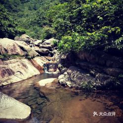 第二章:井空里较大峡谷哭晕在厕所——从「鬼见愁」到「甜妹溯溪乐园」到底是谁疯了?