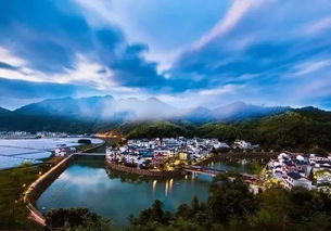 当旅行攻略变成搓澡指南