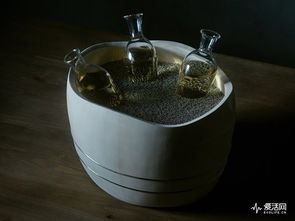 “暖瓶碎风俗，传统碰撞现代爆款”