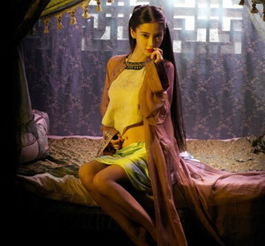 女命八字无官杀有食神，这样的女性命运会如何？食神旺相，婚姻和事业会有哪些特点？