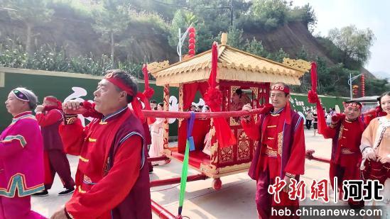 云南嫁女风，传统现代交融，婚俗爆款来袭！