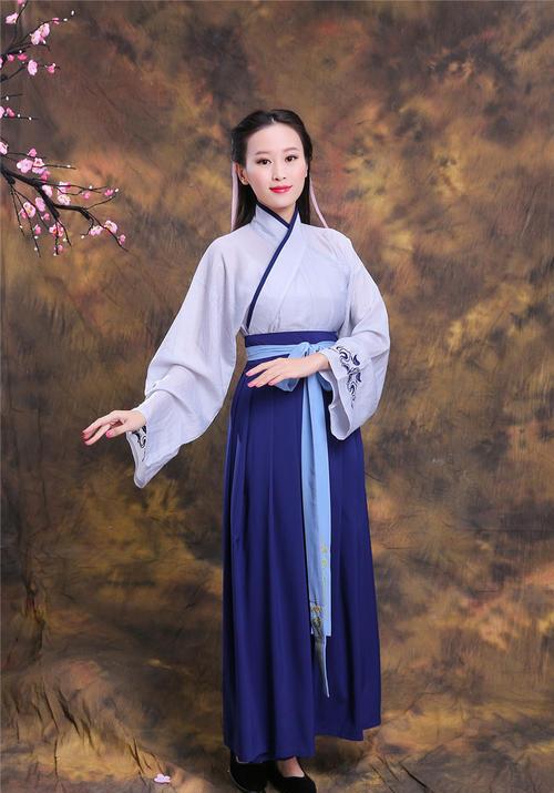 女性八字看姻缘，40岁还能结婚吗？