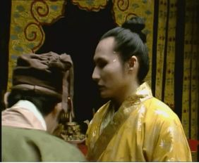 一：貌合神离：一场精心编织的幻象