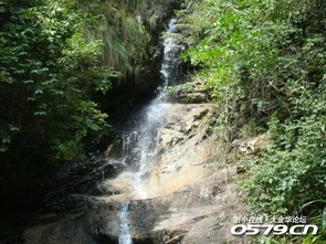 一、 黄山——“云海”里藏着军装的回响