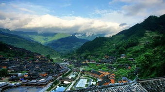 红军广场：严肃点， 别嘻嘻哈哈的