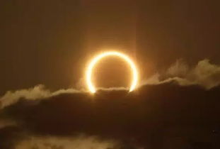 啊啊啊！今晚的天要炸裂了！月亮和火星要搞事情！