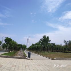 第一站：北龙湖湿地公园——城市里的绿洲也是人多洲