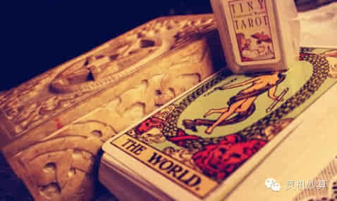 那些年被裁员的倒霉蛋们，都抽到了什么牌？