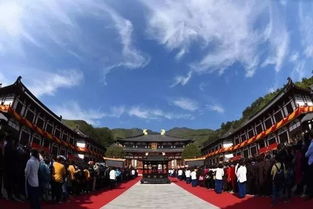 四、穿梭时光：中世纪的古镇之旅