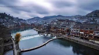 六、 邂逅文化底蕴：骆宾王公园的文化底蕴之旅