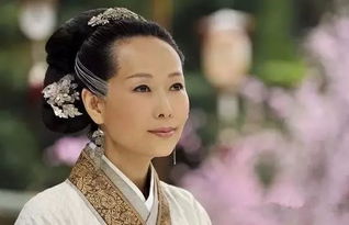 一、乱七八糟的名字缘起——“函雅、函馨、函妍”到底是花还是玉？