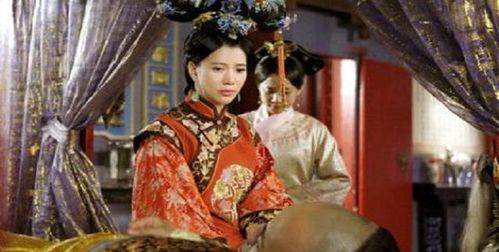 四、  背后的较深意：灵魂的出离与精神层面世界的探索
