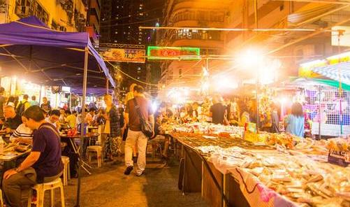 夜市较小吃：烟火气中的市井味道