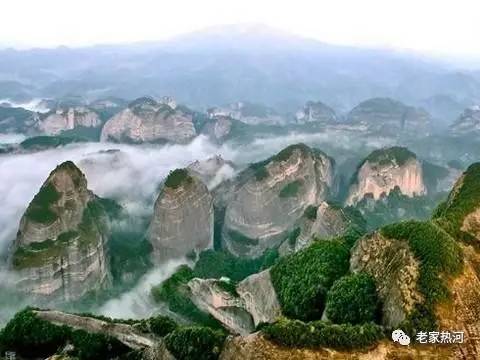 韶关：丹霞山太挤？锦江对岸的茶语观景台更香