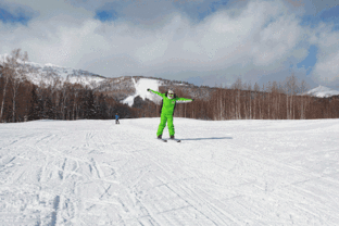世际园滑雪场的魅力