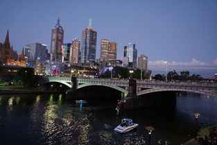 从南国霓虹到北国烟火：深圳人闯锦州的12小时“反套路”指南