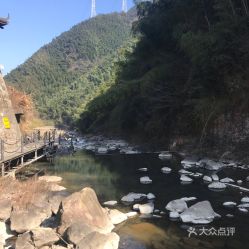 野人谷：探险与天然的交融