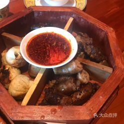 冷清得像鬼城？那是你们不懂欣赏！