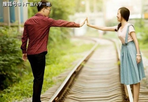 两夫妻八字大是什么意思,八字大的两个人在一起好吗